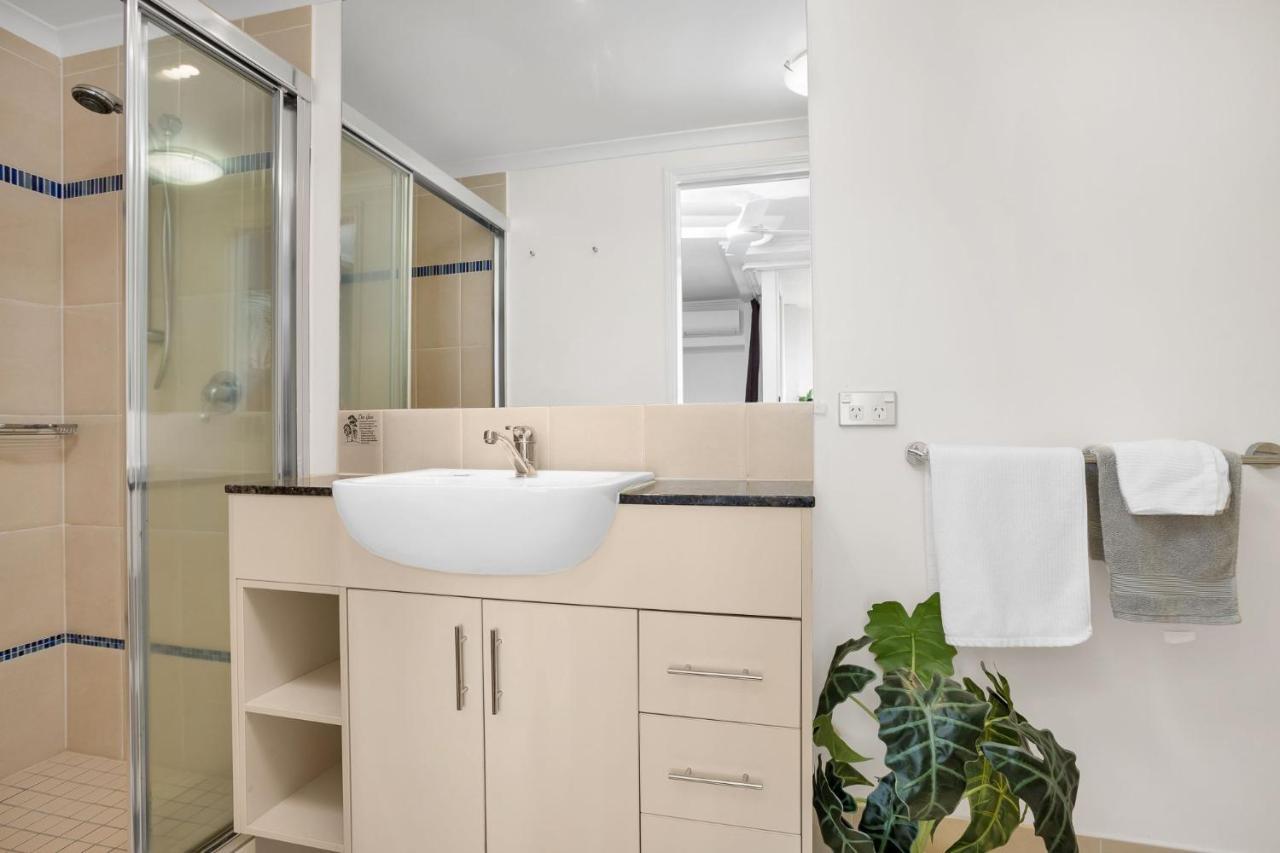 דירות קאירנס City Quays Luxury Dual Key מראה חיצוני תמונה